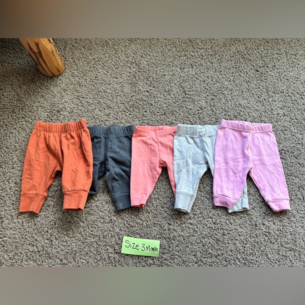 Baby pants bundle-5 items - Picture 2 of 5